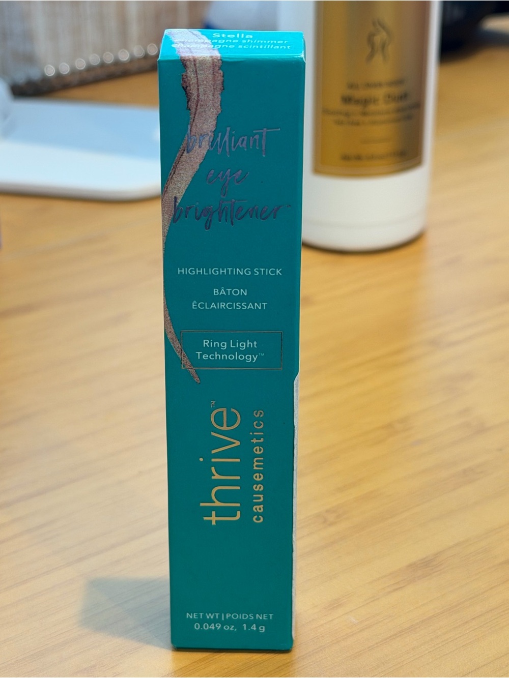 thrive causemetics Brilliant Eye Brightener Highlighting Stick - Picture 2 of 3